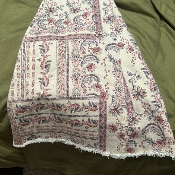 Shyanne Women's High Rise
Paisley Americana Print - Picture 3 of 5